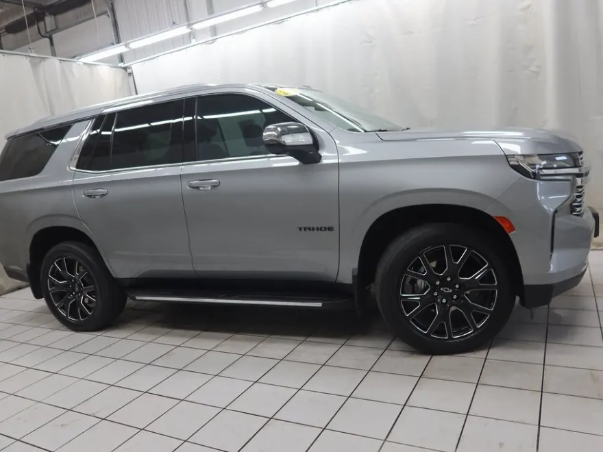 2023 Chevrolet Tahoe Premier photo 1