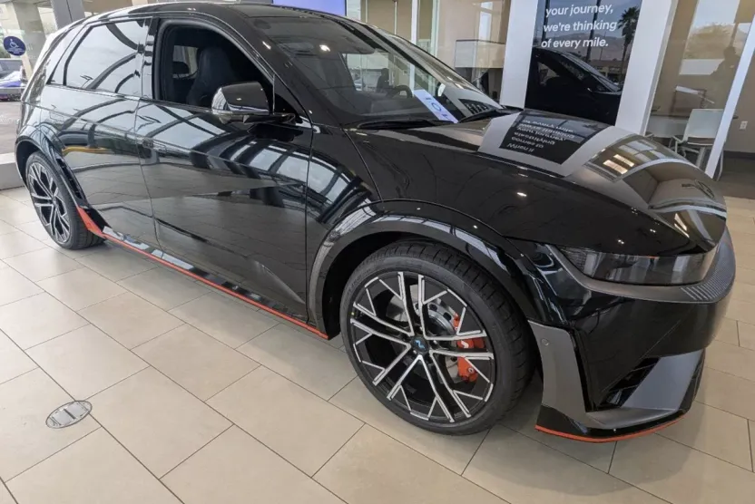 2025 Hyundai Ioniq 5 N photo 1