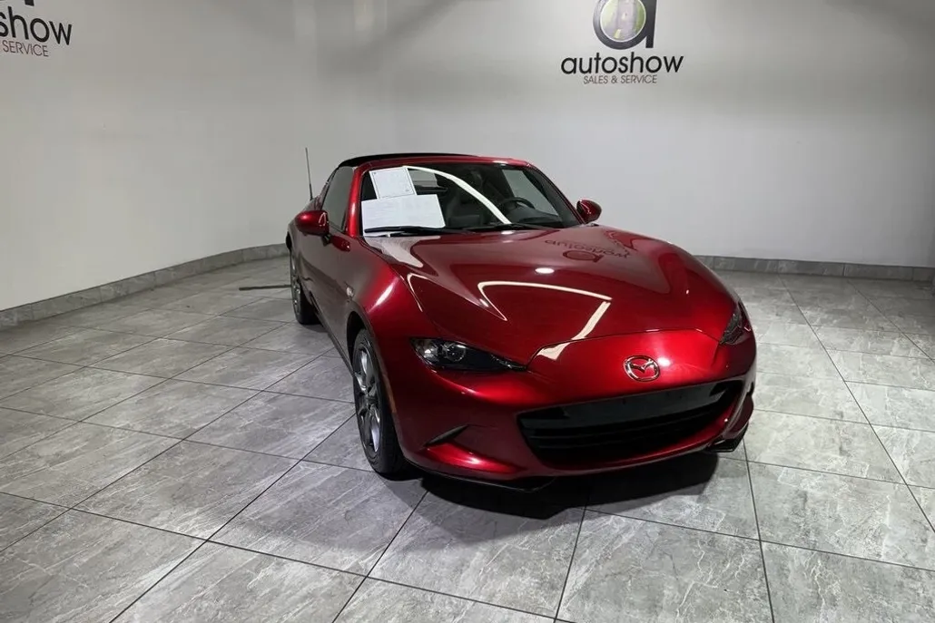 2023 Mazda MX-5 Miata Miata RF Grand Touring photo 1