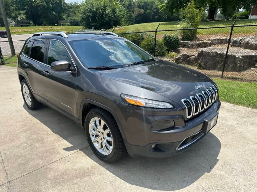 2015 Jeep Cherokee Limited photo 1