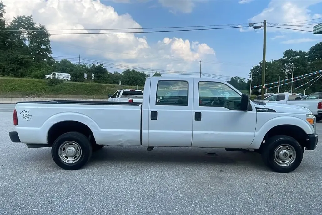 2015 Ford F-250 photo 1