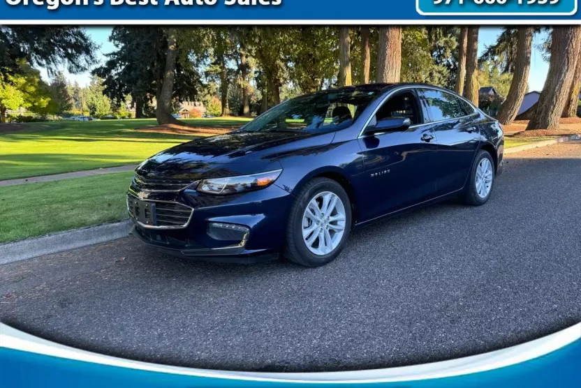 2017 Chevrolet Malibu 1LT photo 1