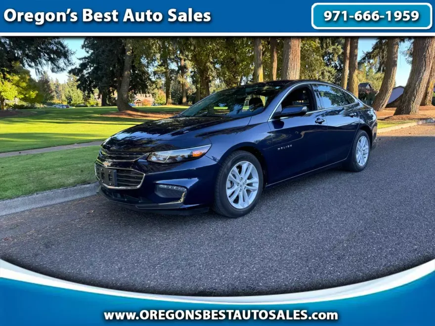 2017 Chevrolet Malibu 1LT photo 1