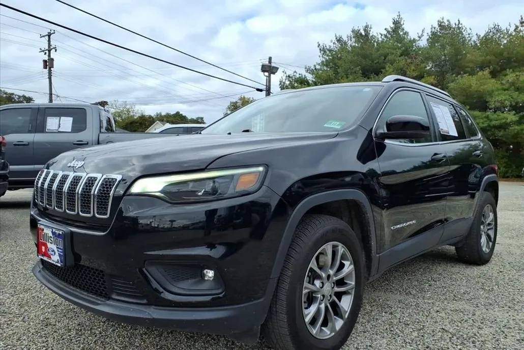2019 Jeep Cherokee Latitude photo 1