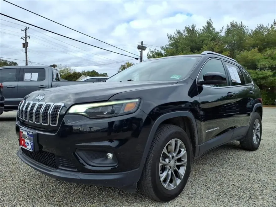 2019 Jeep Cherokee Latitude photo 1