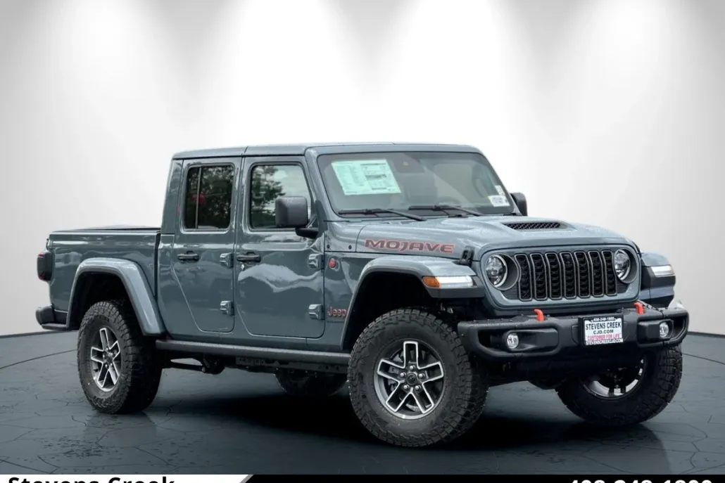 2025 Jeep Gladiator Mojave photo 1