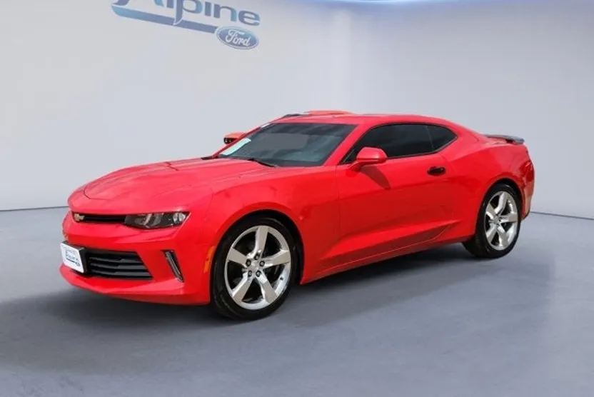 2016 Chevrolet Camaro 1LT photo 1