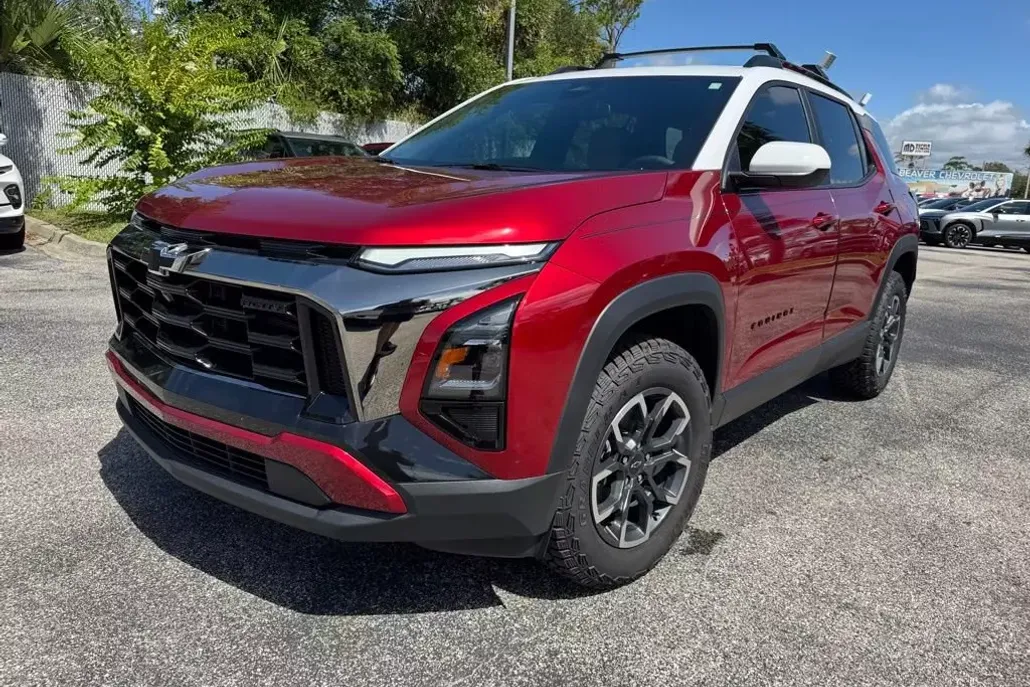 2025 Chevrolet Equinox ACTIV photo 1