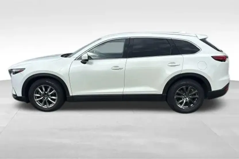 2016 Mazda CX-9 Touring photo 1