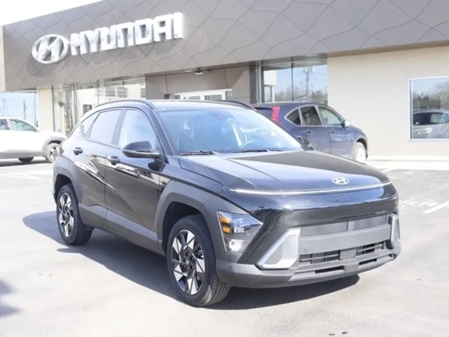 2024 Hyundai Kona SEL photo 1