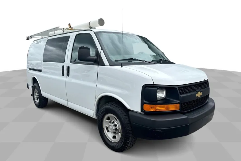 2016 Chevrolet Express 2500 Cargo photo 1