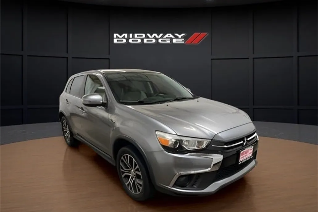 2019 Mitsubishi Outlander Sport ES photo 1