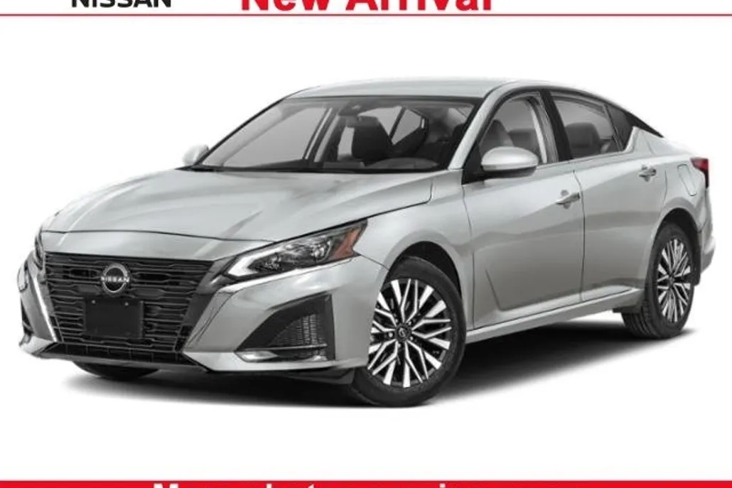 2024 Nissan Altima 2.5 SV photo 1