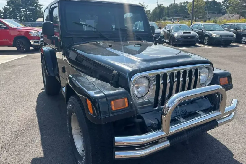 2004 Jeep Wrangler Sahara Sport photo 1