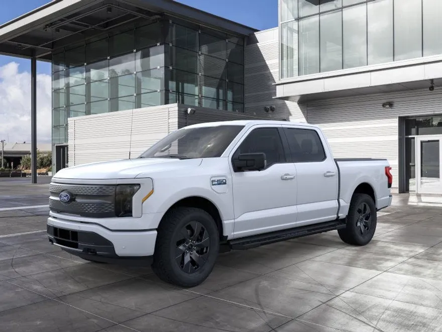 2025 Ford F-150 Lightning XLT photo 1