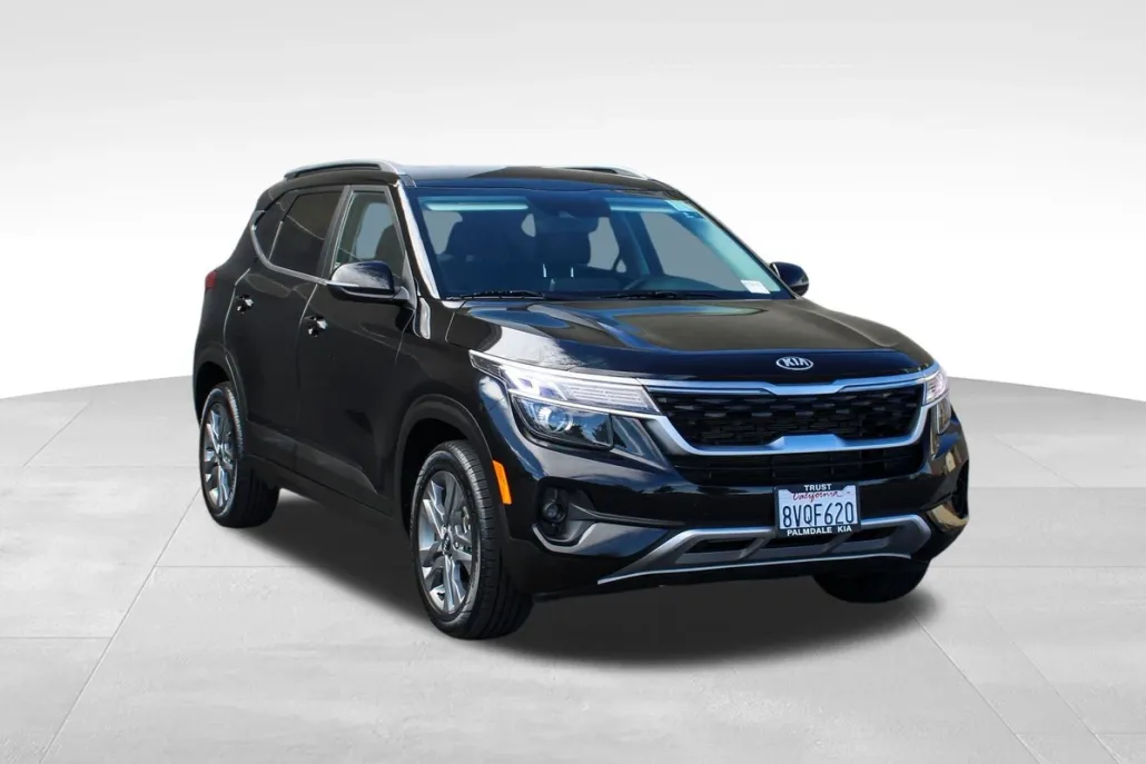 2021 Kia Seltos S photo 1
