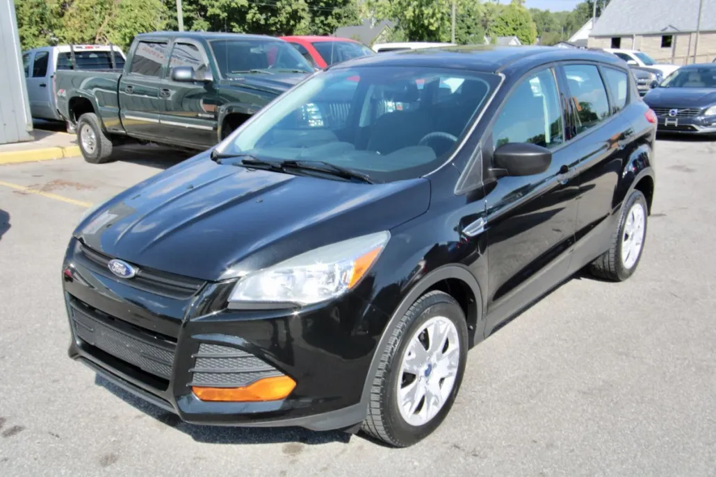 2013 Ford Escape Sport photo 1