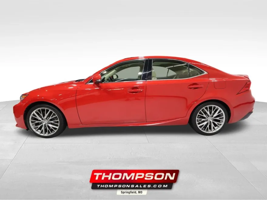 2016 Lexus IS 300 AWD photo 1