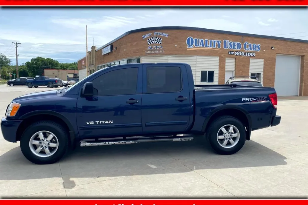 2010 Nissan Titan PRO-4X Crew Cab photo 1