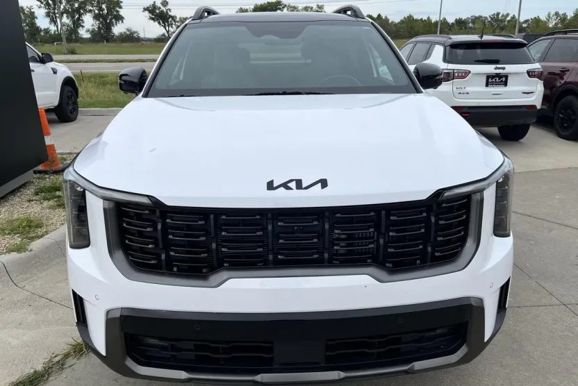 2025 Kia Sorento X-Line SX Prestige photo 1