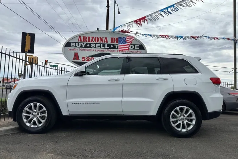 2015 Jeep Grand Cherokee Laredo photo 1
