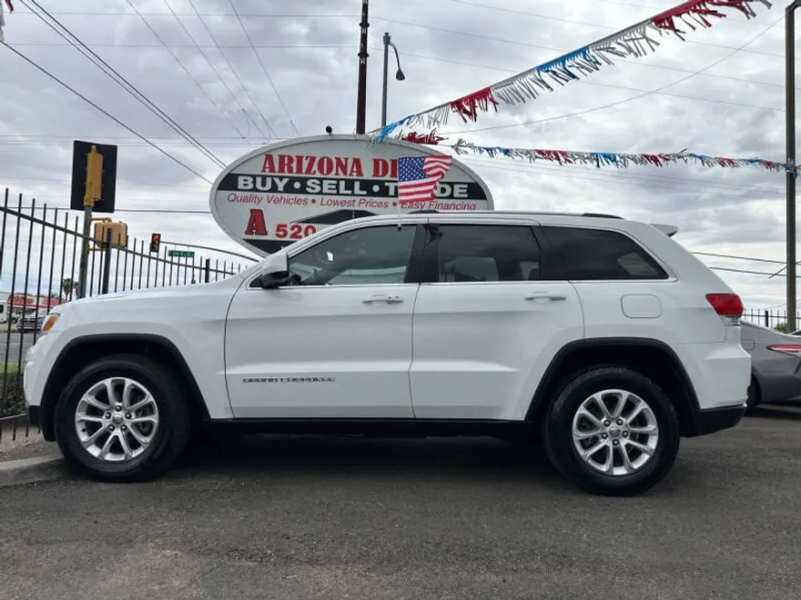 2015 Jeep Grand Cherokee Laredo photo 1