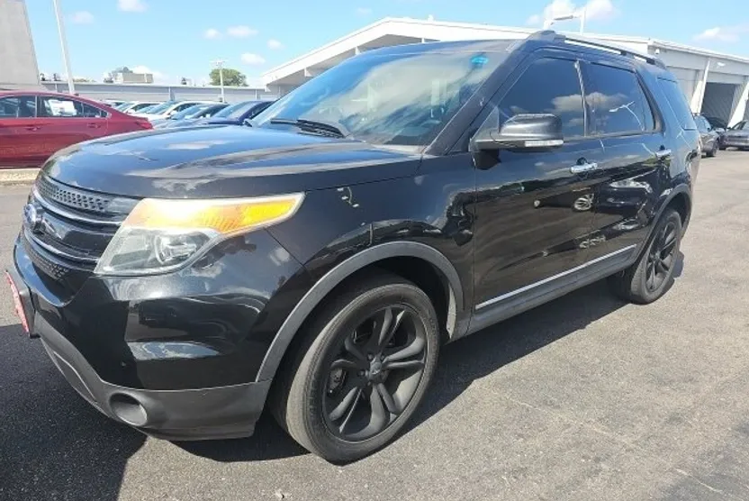 2015 Ford Explorer Limited photo 1