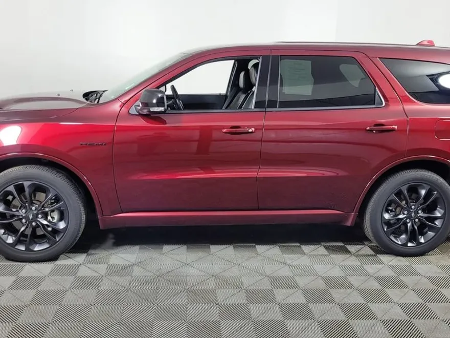 2022 Dodge Durango R/T photo 1