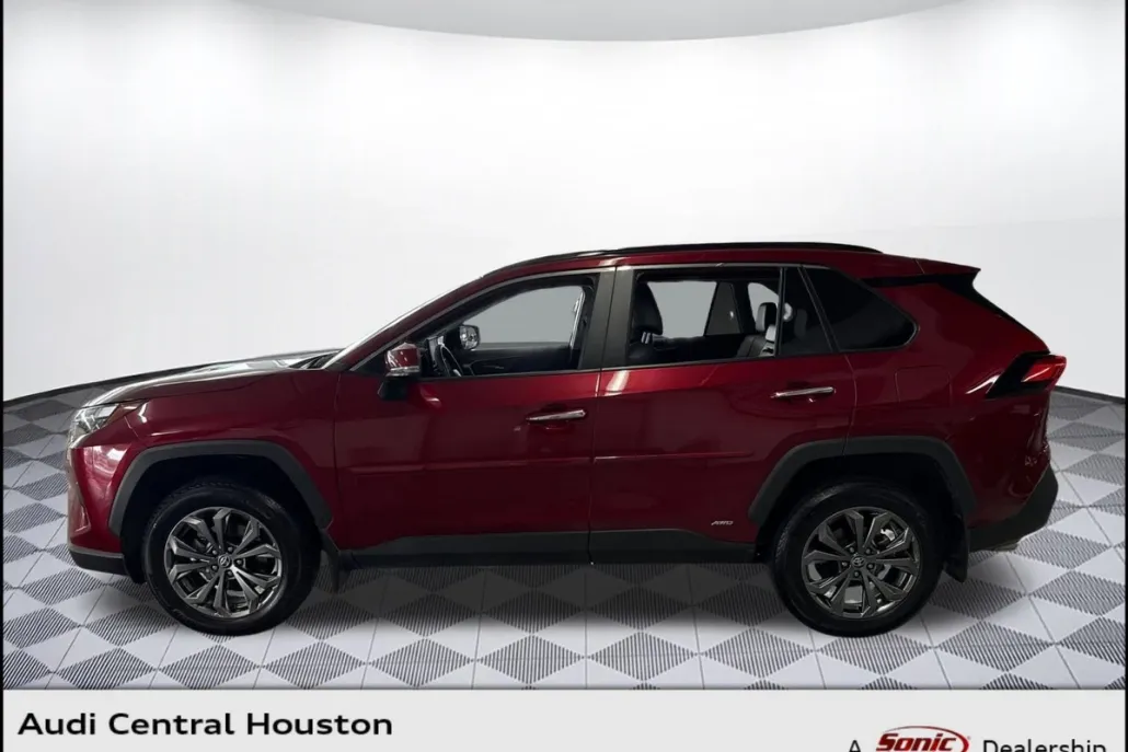 2024 Toyota RAV4 Hybrid Limited photo 1