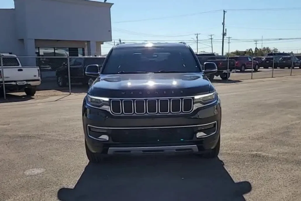 2024 Jeep Wagoneer Series II photo 1