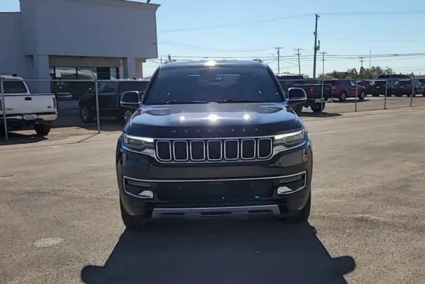 2024 Jeep Wagoneer Series II photo 1