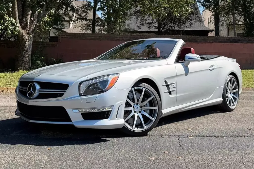 2013 Mercedes Benz SL 63 AMG photo 1