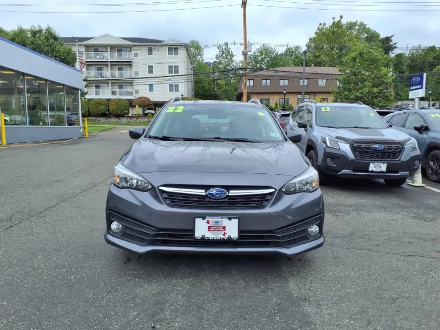 2022 Subaru Impreza Premium photo 1