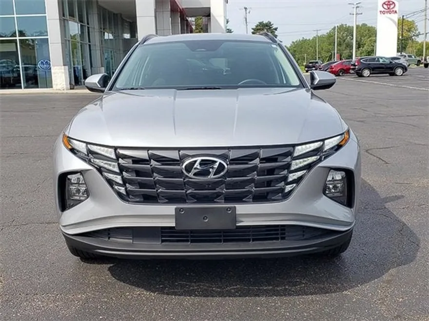 2024 Hyundai Tucson SEL photo 1