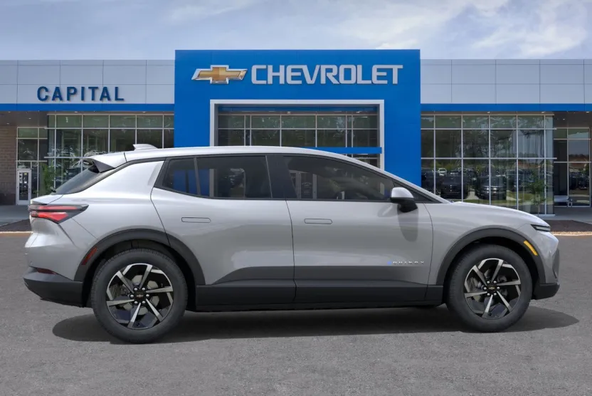 2026 Chevrolet Equinox EV 1LT photo 1