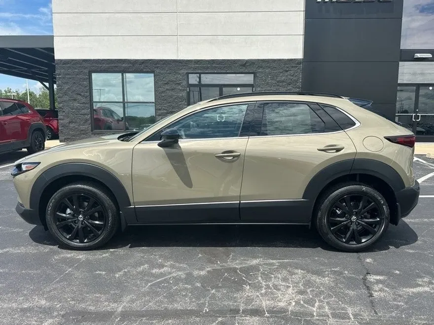 2025 Mazda CX-30 2.5 Turbo Carbon photo 1
