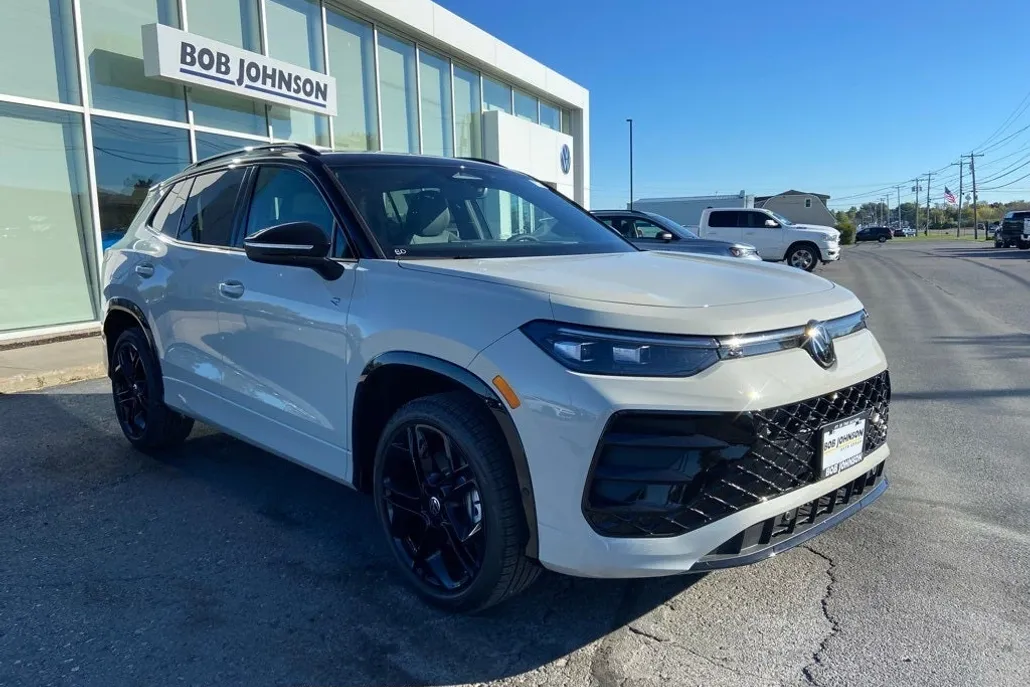 2025 Volkswagen Tiguan SE R-Line Black photo 1