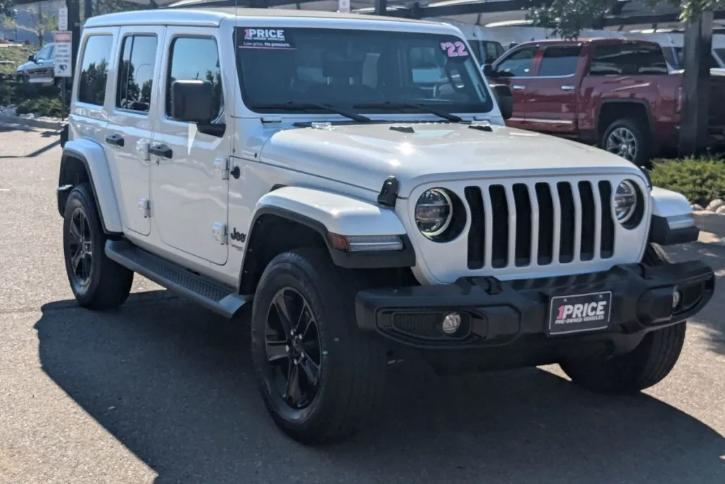 2022 Jeep Wrangler Unlimited Sahara Altitude photo 1
