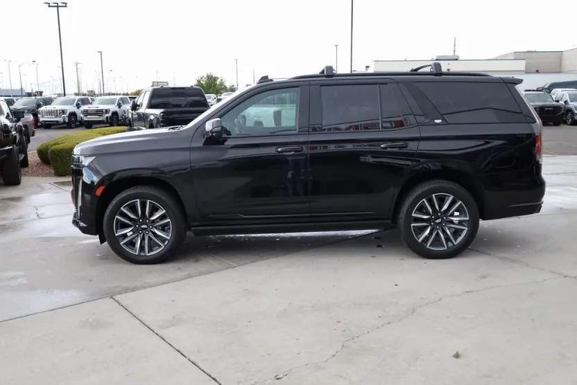 2021 Cadillac Escalade Sport photo 1