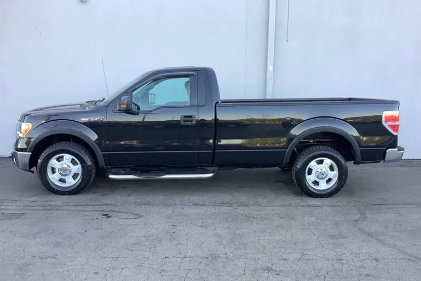 2013 Ford F-150 XLT photo 1