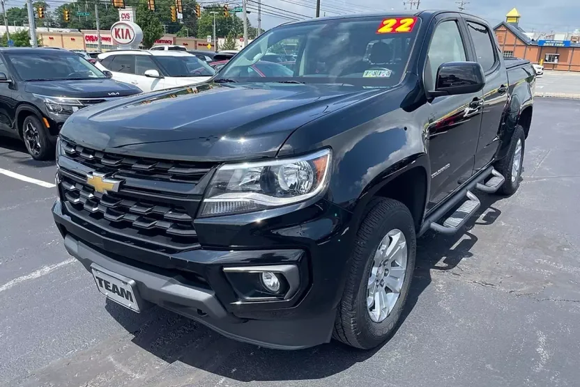 2022 Chevrolet Colorado LT photo 1