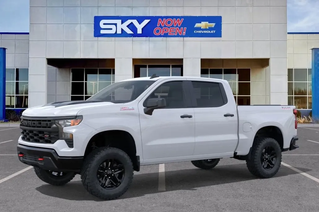 2025 Chevrolet Silverado 1500 Custom Trail Boss photo 1