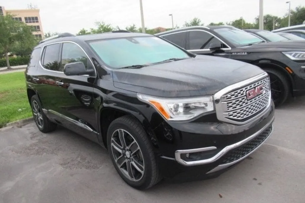 2018 Gmc Acadia Denali photo 1
