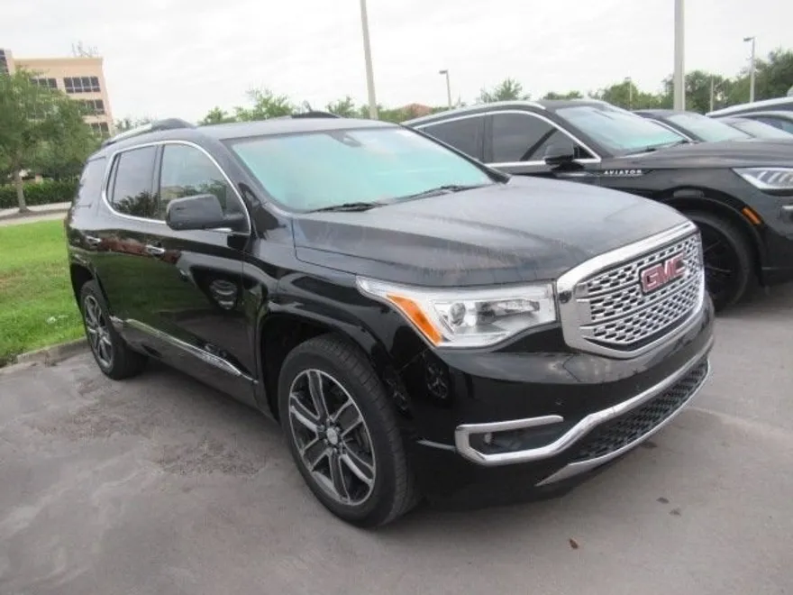 2018 Gmc Acadia Denali photo 1