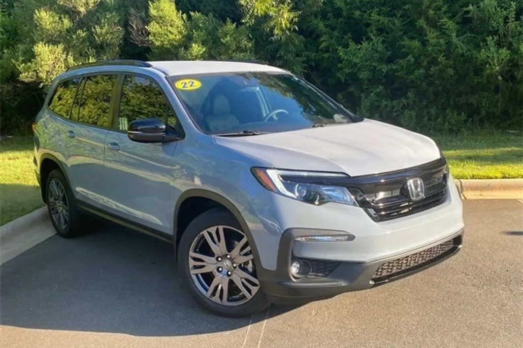 2022 Honda Pilot Sport photo 1