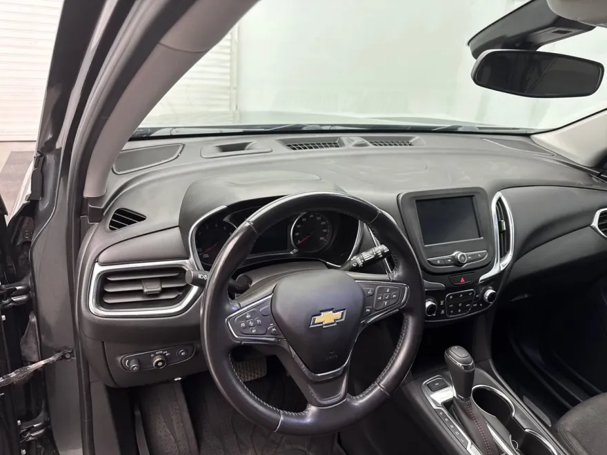 2021 Chevrolet Equinox photo 1