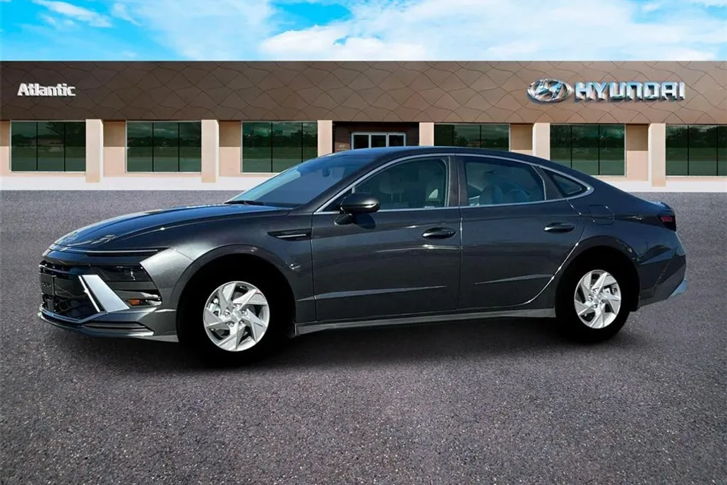 2026 Hyundai Sonata SE photo 1