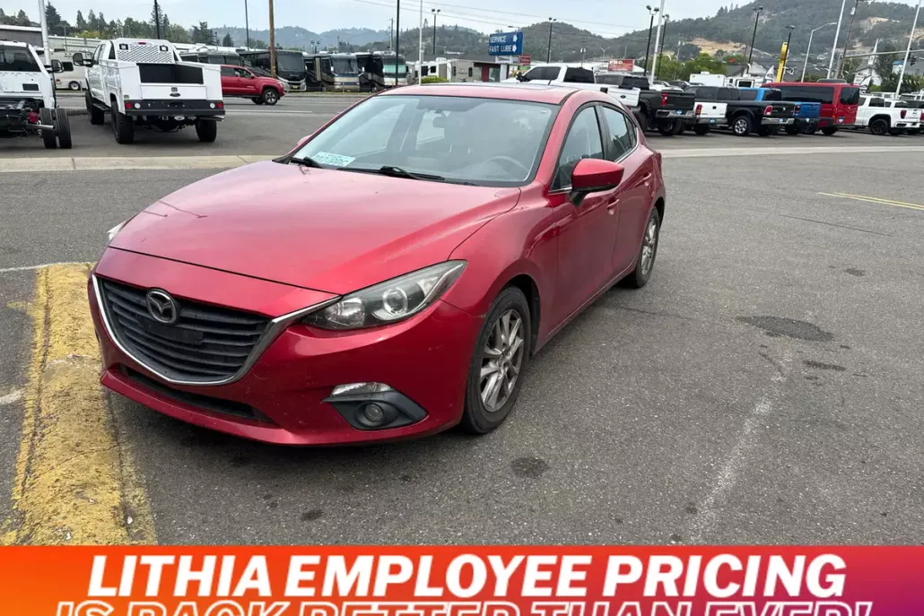 2016 Mazda Mazda3 Touring Hatchback photo 1