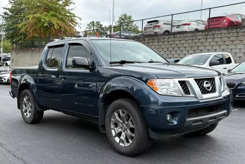 2020 Nissan Frontier SV photo 1
