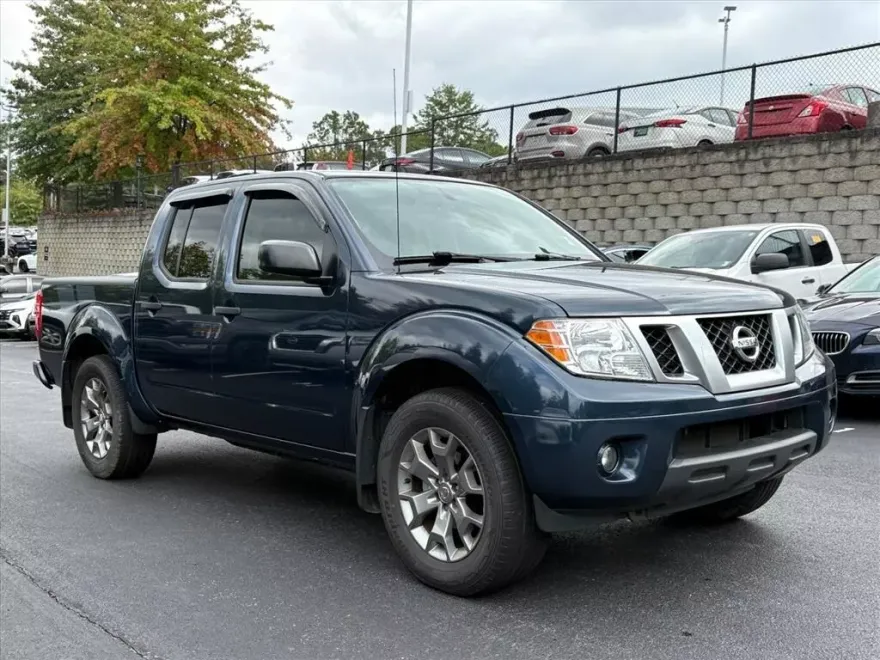2020 Nissan Frontier SV photo 1